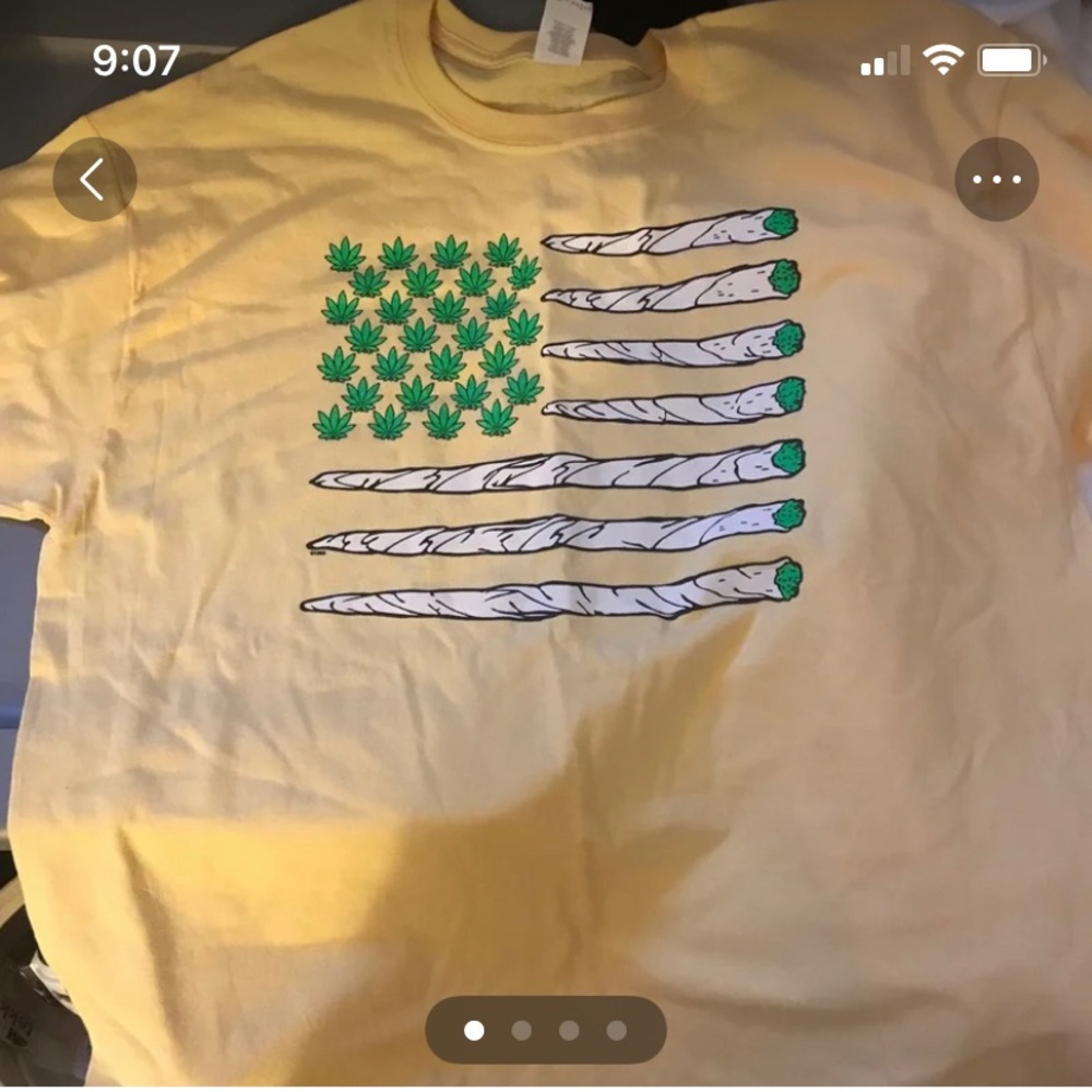 Custom T-shirt make America great again